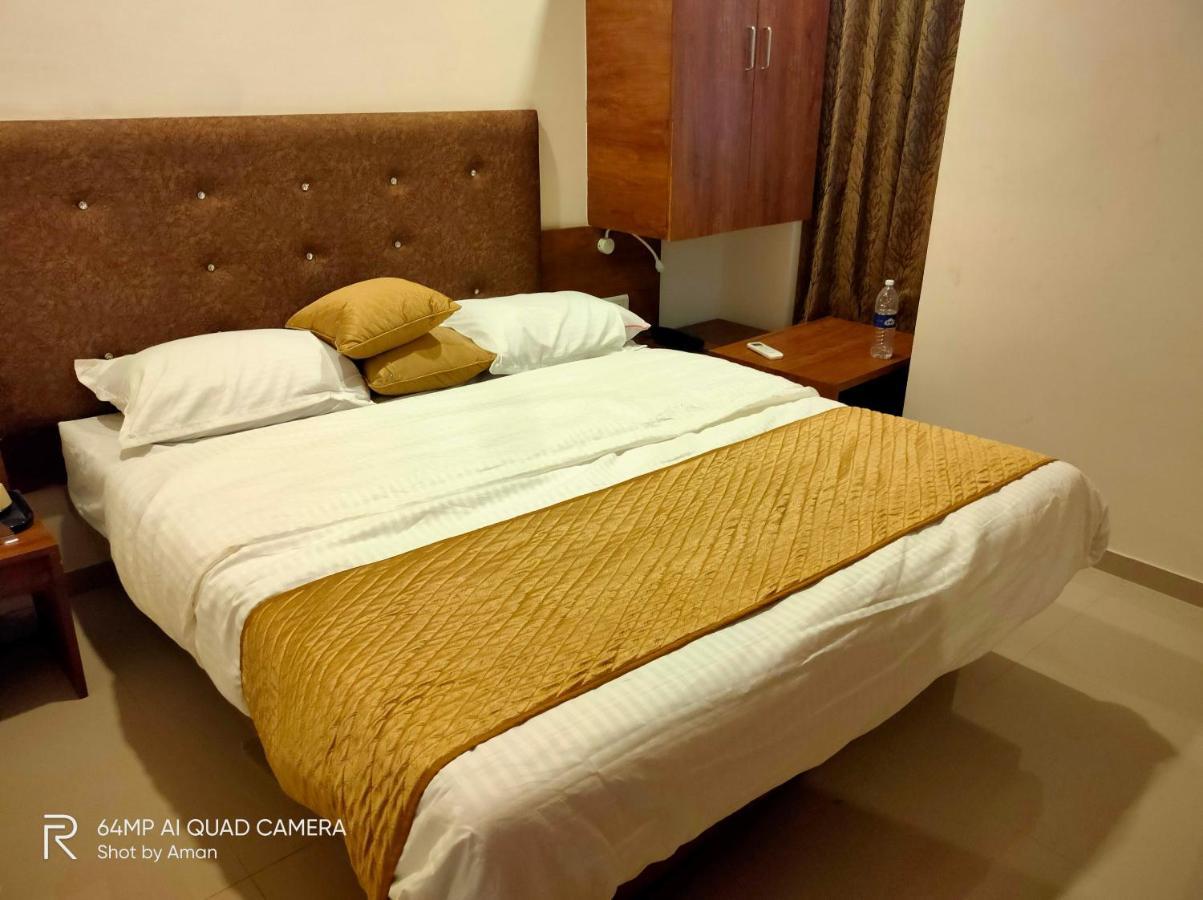 Hotel Sai Krupa Ahmedabad Exterior foto